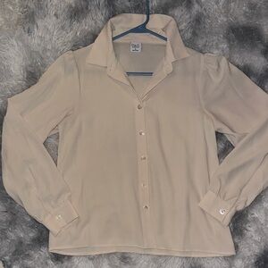 Cozy Co. Cream Button-Up Blouse - NWOT Size Small